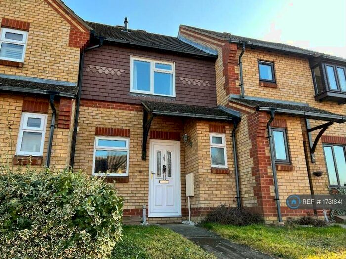 2 Bedroom Terraced House To Rent In Clover Avenue, Bedford, MK41