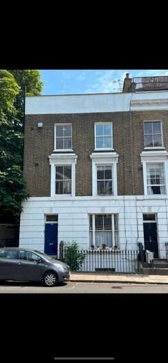 Studio To Rent In Newington Green Road, London, N1