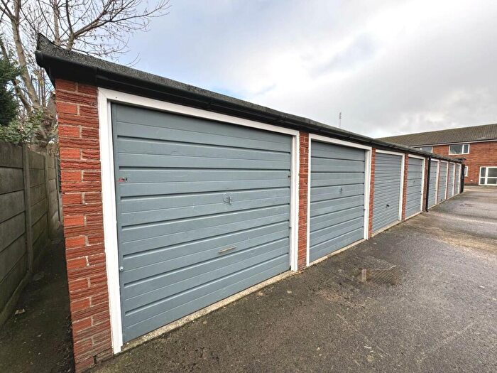 2 Bedroom Flat For Sale In Everest Close, Kilnhouse Lane Lytham St Annes, FY8