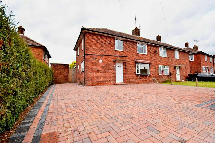 5 Bedroom Semi-Detached House To Rent In Merchistoun Road, Waterlooville, PO8