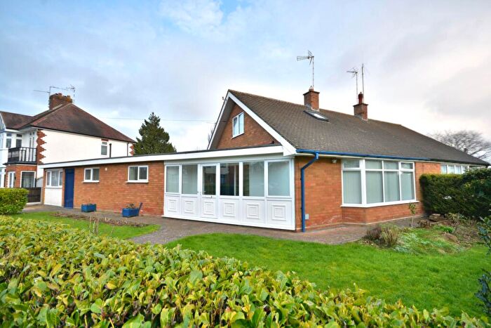 2 Bedroom Semi-Detached Bungalow For Sale In Percival Road, Hillmorton, CV22