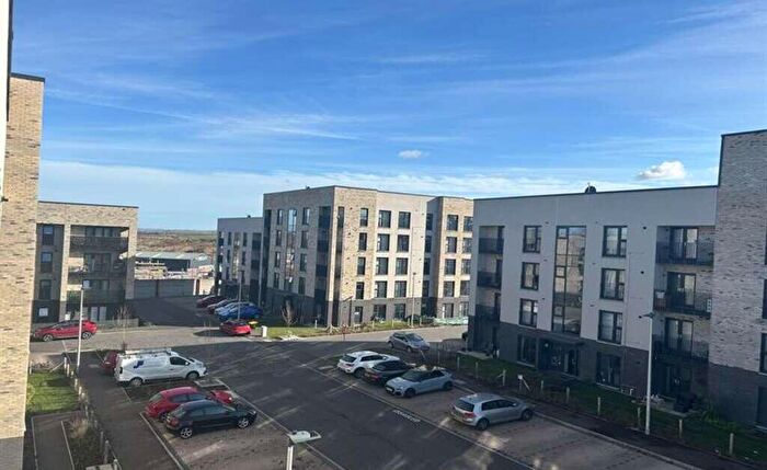 2 Bedroom Apartment To Rent In Kane Neuk, Edinburgh, EH16