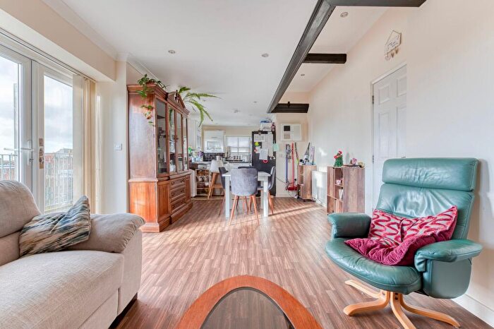 3 Bedroom Flat For Sale In King Street, Great Yarmouth, NR30