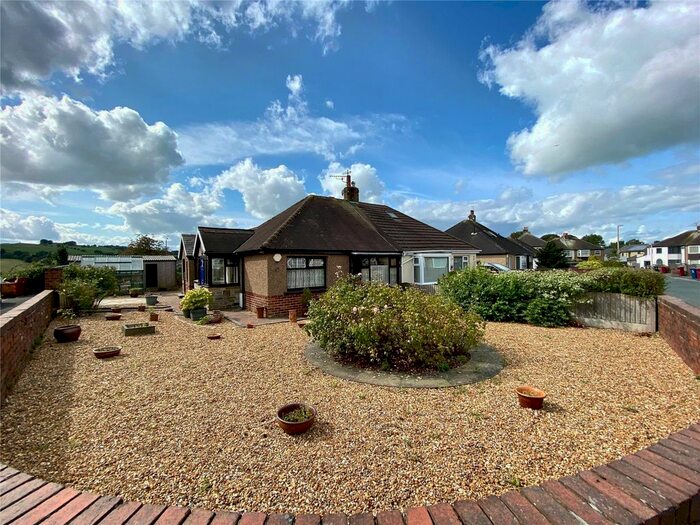 2 Bedroom Bungalow To Rent In St. Peters Close, Clayton Le Dale, Blackburn, Lancashire, BB1