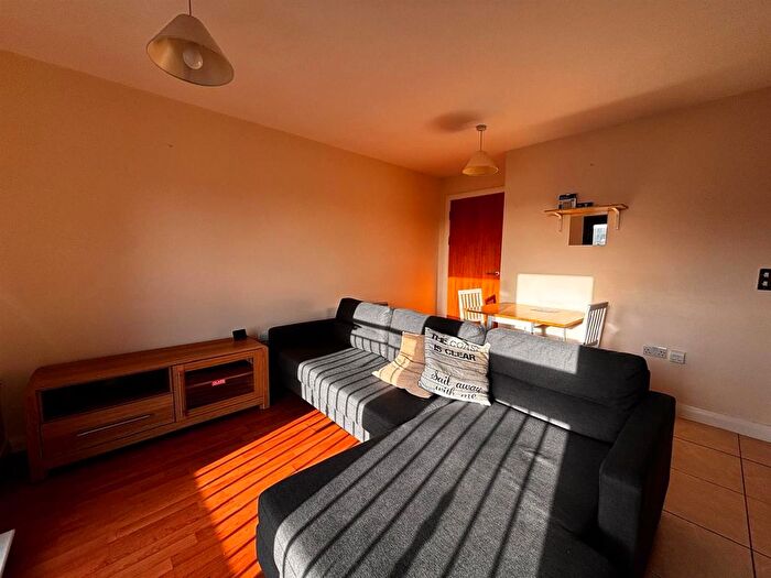 1 Bedroom Flat To Rent In Central Gardens, Benson Street, Liverpool, L1