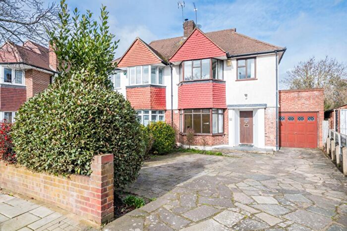 3 Bedroom Semi Detached House For Sale In Acland Crescent, London, SE5