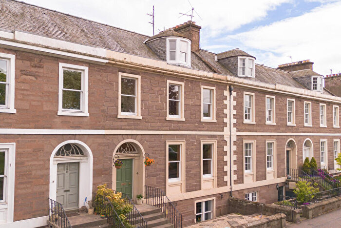 4 Bedroom Town House For Sale In Union Place, Montrose, DD10