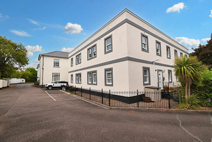2 Bedroom Apartment For Sale In Isleworth Road, Exeter, EX4