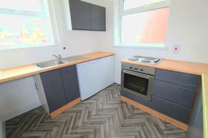 3 Bedroom End Of Terrace House To Rent In Limerick Road, Bispham, Blackpool, FY2