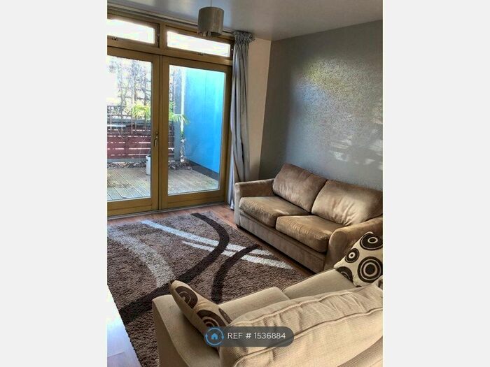 1 Bedroom Flat To Rent In Schoolbank Road, London, SE10