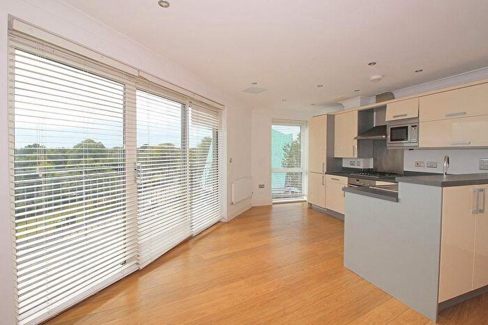 1 Bedroom Flat To Rent In Maylands Drive, Sidcup, DA14