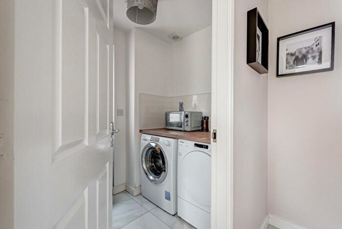 4 Bedroom Detached House For Sale In Thomas Hill Grove, Swinton, Rotherham, S64