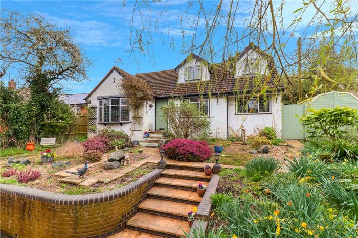 4 Bedroom Detached House For Sale In Vale Road, Chesham, Buckinghamshire, HP5