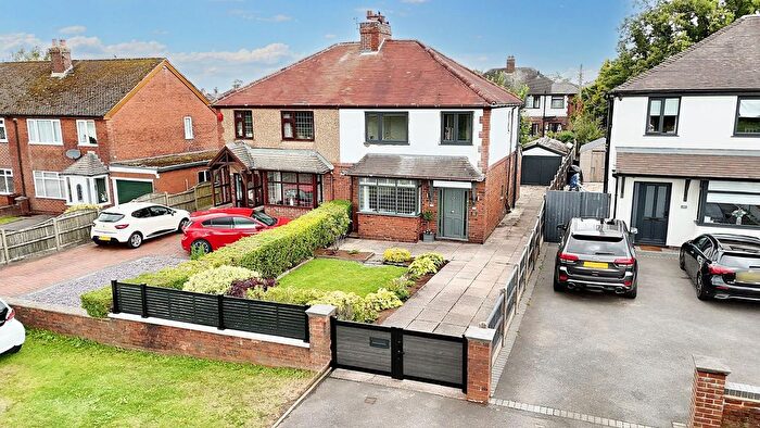 3 Bedroom Semi-Detached House For Sale In Cellarhead Road, Werrington, ST9