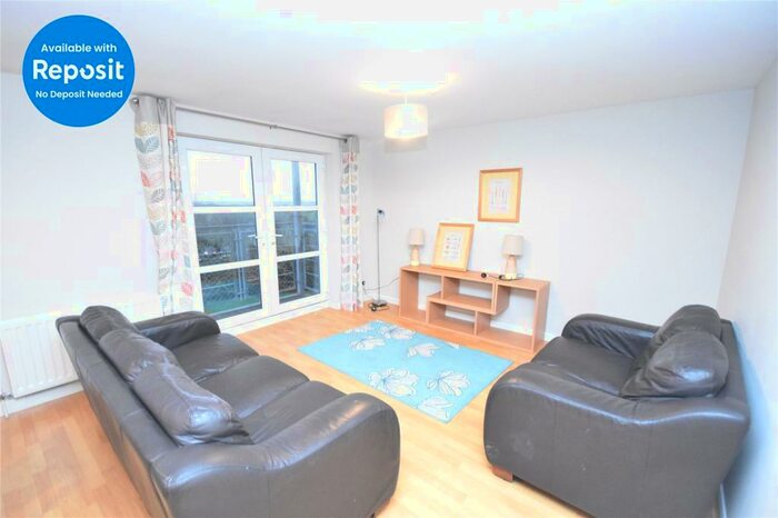 4 Bedroom Apartment To Rent In Links Road, Top Floor Right, Bannermill, Aberdeen, AB24