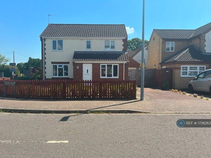 3 Bedroom Detached House To Rent In Jaguar Road, Hethersett, Norwich, NR9