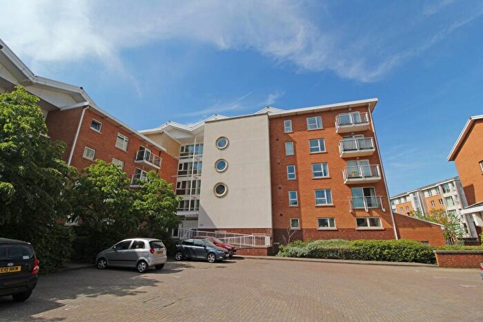 2 Bedroom Apartment For Sale In Chandlery Way, Cardiff, CF10