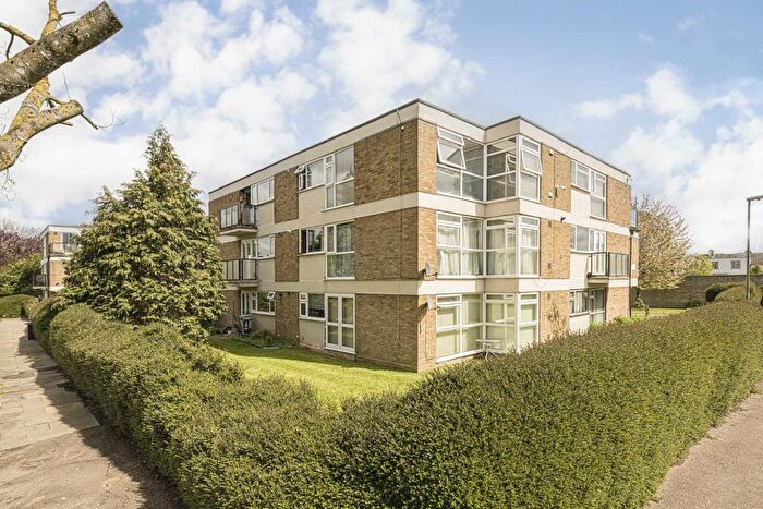 2 Bedroom Flat To Rent In Peregrine Road, Sunbury-On-Thames, TW16