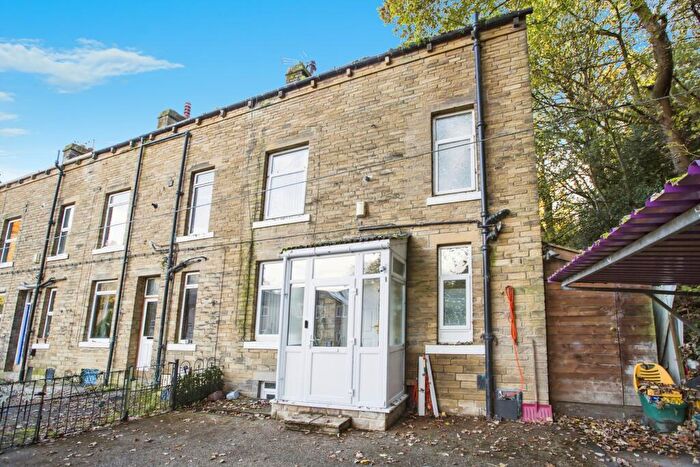 2 Bedroom End Of Terrace House For Sale In East View, Mytholmroyd, Hebden Bridge, West Yorkshire, HX7
