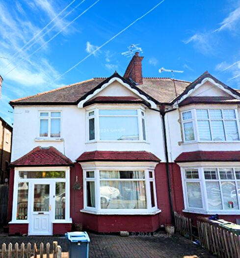 2 Bedroom Maisonette To Rent In Radnor Road, Harrow, HA1
