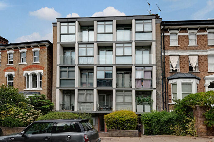 2 Bedroom Apartment To Rent In South Hill Park Gardens, Hampstead, NW3