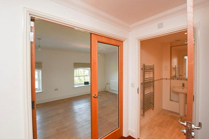 1 Bedroom Flat For Sale In George Roche Road, Canterbury, CT1