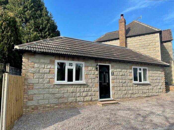 1 Bedroom Detached Bungalow To Rent In Dormans Avenue, Dormansland, RH7