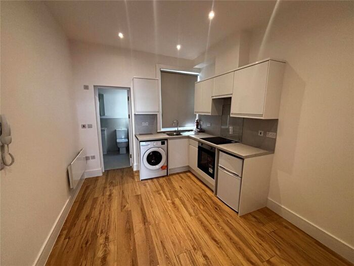 Studio To Rent In Stanhope Gardens, Harringay, London, N4