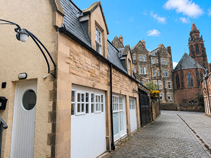 1 Bedroom Mews To Rent In Douglas Gardens Mews, Edinburgh, EH4