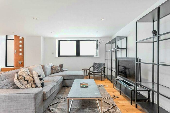 2 Bedroom Apartment To Rent In Morning Lane, London, E9