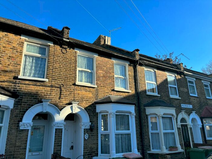 3 Bedroom Terraced House To Rent In Hollybush Street, London, E13