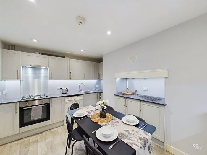 3 Bedroom Flat To Rent In Atlingworth Street, Brighton, BN2