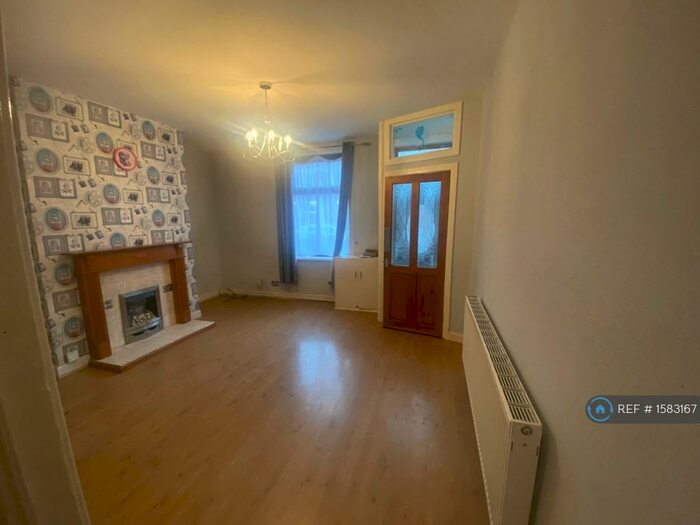 3 Bedroom Terraced House To Rent In Victoria Street, Radcliffe, Manchester, M26