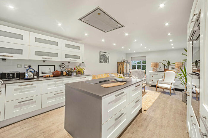 5 Bedroom Detached House For Sale In Halfpenny Lane, Longridge, PR3