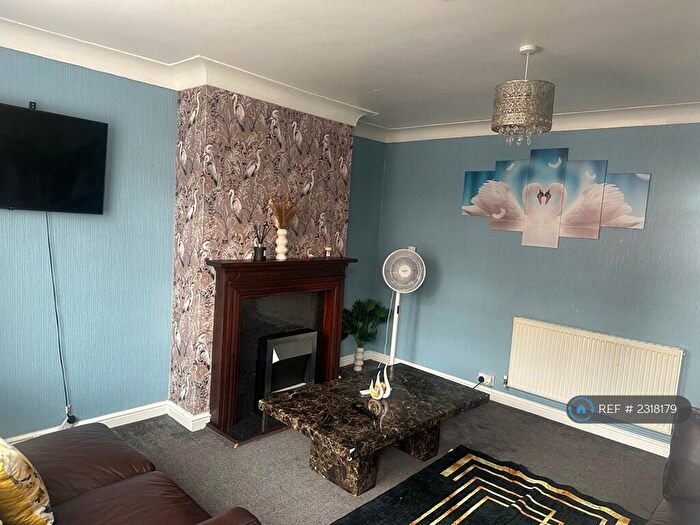 2 Bedroom Terraced House To Rent In Dalton Grove, Leeds, LS11
