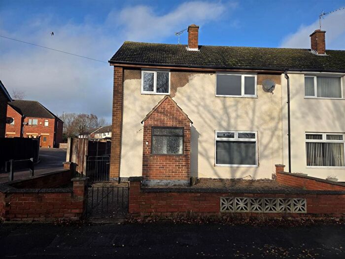 3 Bedroom End Terrace House To Rent In Wyndale Drive, Ilkeston, DE7