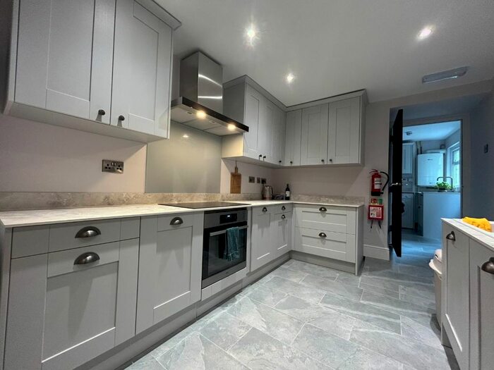 8 Bedroom Terraced House To Rent In Baker Street, Aberystwyth, SY23