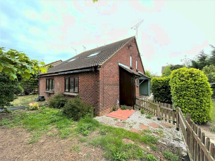 1 Bedroom Semi-Detached House To Rent In Beardsley Drive, Chelmsford, CM1