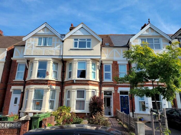 1 Bedroom Flat To Rent In Shorncliffe Road, Folkestone, CT20