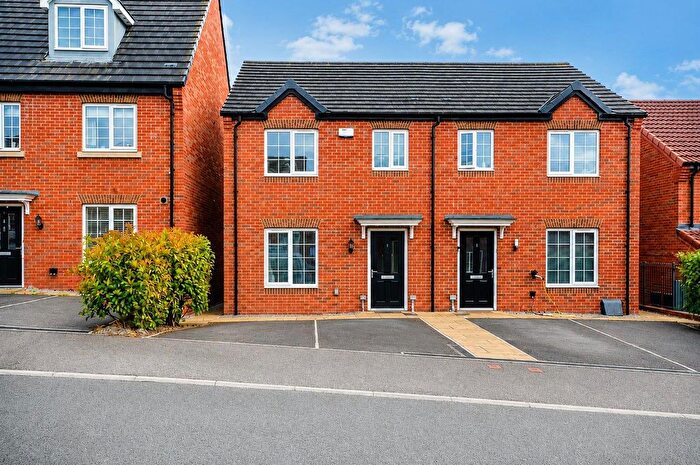 3 Bedroom Semi Detached House For Sale In Craig Hopson Avenue, Castleford, WF10