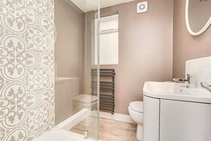 Flat To Rent In Buxton Road, Brighton, BN1