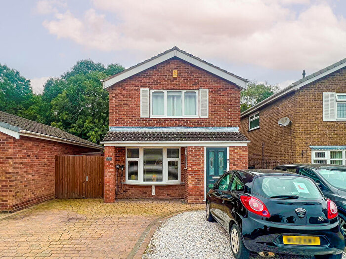 3 Bedroom Detached House For Sale In Sinfin Avenue, Shelton Lock, DE24