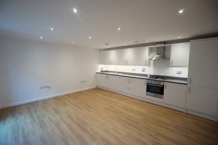 1 Bedroom Flat To Rent In Swindon Road, Cheltenham, Gloucestershire, GL51