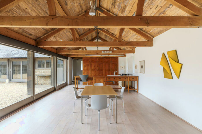 3 Bedroom Barn Conversion For Sale In Langford, Lechlade, Oxfordshire, GL7