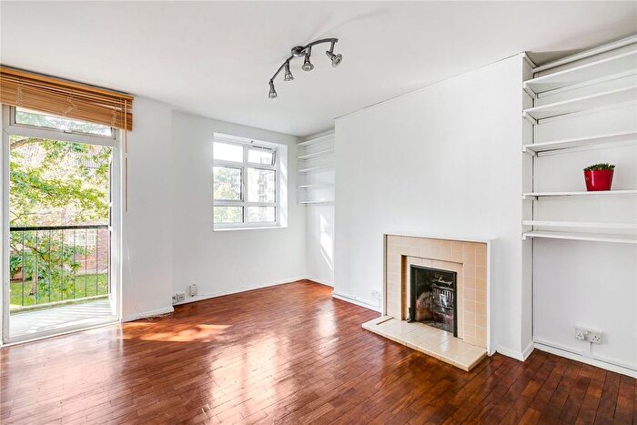 1 Bedroom Flat To Rent In Longlands Court, London, W11