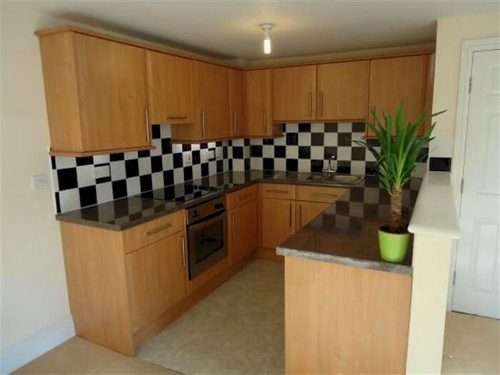 1 Bedroom Property To Rent In Queens Hotel, Front Street, Pontefract, WF8