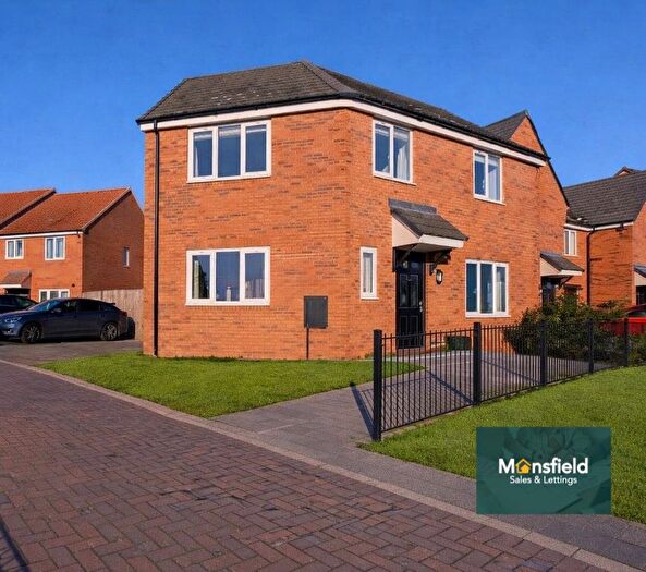 3 Bedroom Detached House For Sale In Kernel Way, Shirebrook, Nottinghamshire, NG20