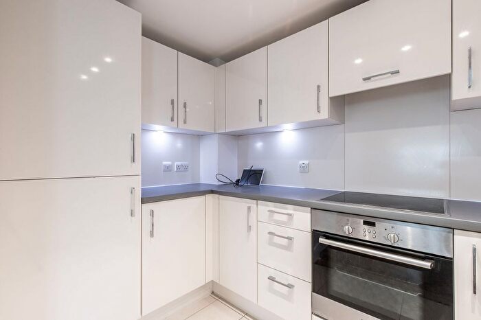 2 Bedroom Flat To Rent In Cephas Street, London, E1
