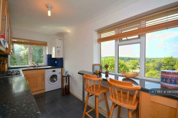 2 Bedroom Maisonette To Rent In Rose Court, Chesham, HP5