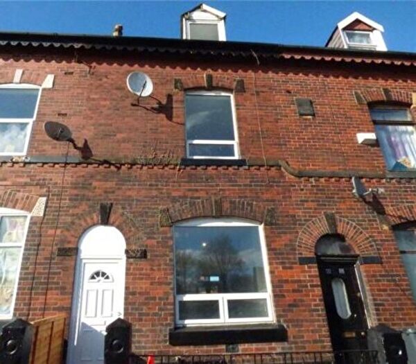 3 Bedroom Terraced House For Sale In Bury Street, Radcliffe, M26